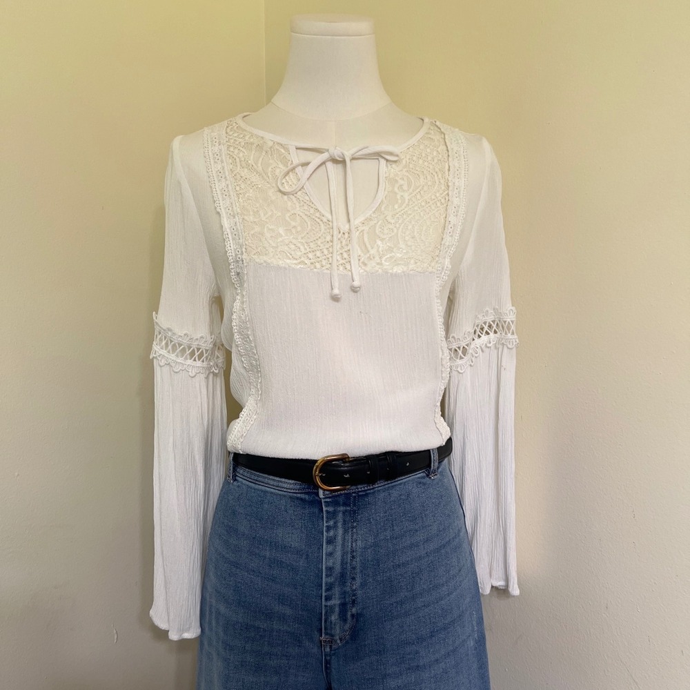 BCX Womens White Lace Crochet Peasant Blouse Bell Sleeve Boho Top Small